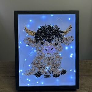 Highland Cow Crystal Chips Light Box